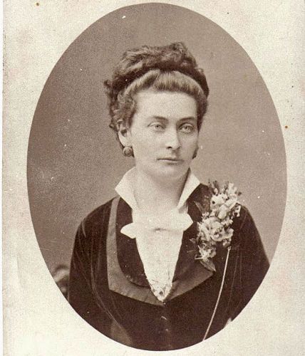 Hugonnai Vilma 1865-ben (Radványi Andrea családi fotógyűjteményéből)