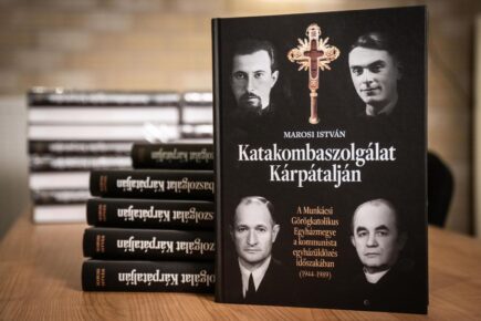 A Katakombaszolgálat Kárpátalján – A Munkácsi Görögkatolikus Egyházmegye a kommunista egyházüldözés időszakában (1944–1989) című kötet. Forrás: NEB-fotó