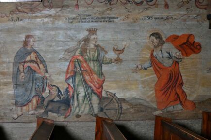 Antiochiai Szent Margit, Szent Katalin és Jézus a déli falon (Mudrák Attila felvétele)