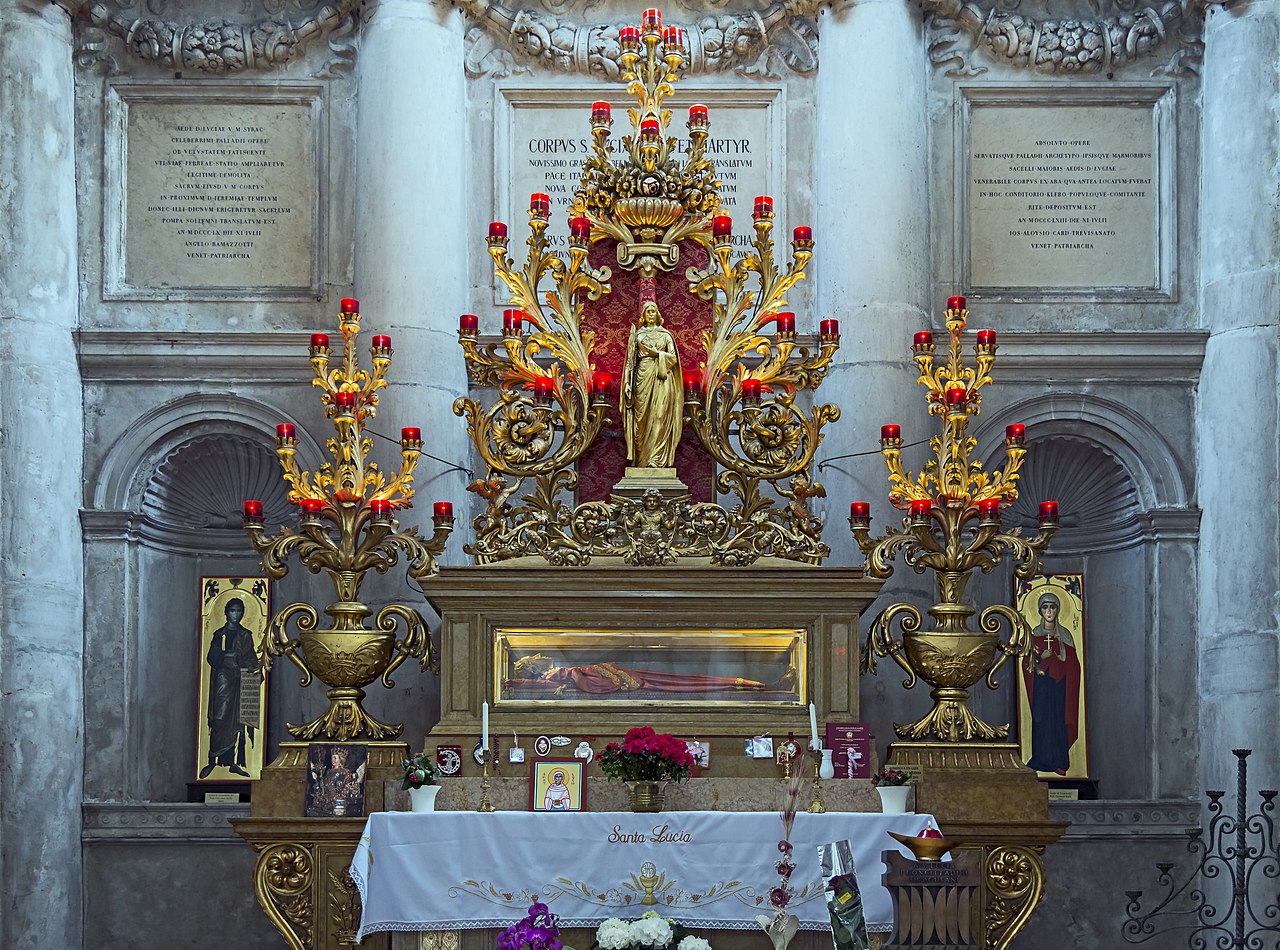 Szent Lúcia ereklyéje Velencében - Forrás: wikipedia.org