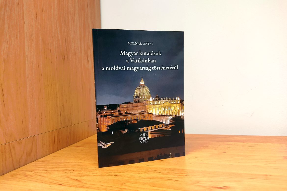 Moln&aacute;r Antal: Magyar kutat&aacute;sok a Vatik&aacute;nban a moldvai magyars&aacute;g t&ouml;rt&eacute;net&eacute;ről. Forr&aacute;s: ELTE HTK T&ouml;rt&eacute;nettudom&aacute;nyi Kutat&oacute;int&eacute;zet